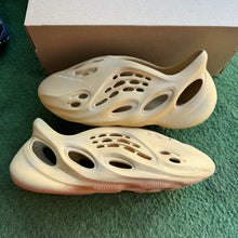 Load image into Gallery viewer, Yeezy Desert Sand Foam Runners Size 10
