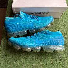 Load image into Gallery viewer, Nike Air Vapormax Size 13
