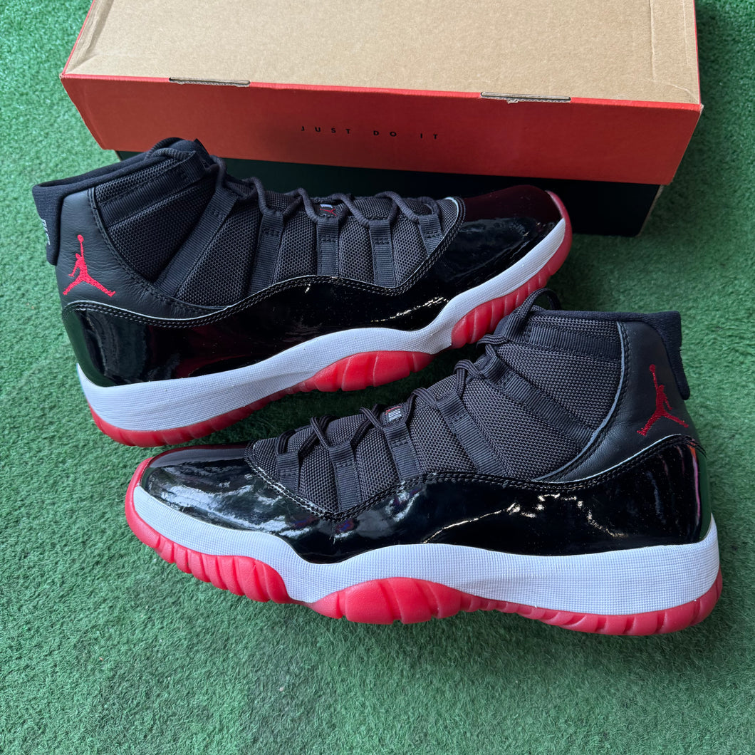 Jordan Bred 11s Size 12