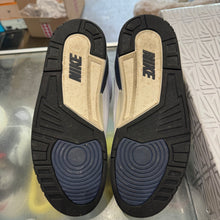 Load image into Gallery viewer, Jordan A Ma Maniere Diffused Blue 3s Size 9.5
