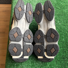Load image into Gallery viewer, New Balance Dark Mushroom 9060s Size 9.5
