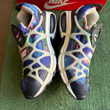 Load image into Gallery viewer, Nike Air Kukini Size 10
