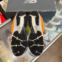 Load image into Gallery viewer, New Balance Protection Pack 2002Rs Size 12
