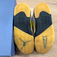 Load image into Gallery viewer, Jordan A Ma Maniere Dawn 5s Size 11.5W/10M
