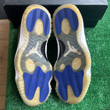 Load image into Gallery viewer, Jordan Space Jam 11s Size 11
