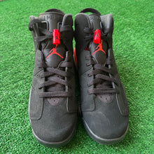 Load image into Gallery viewer, Jordan Infrared 6s Size 6.5Y
