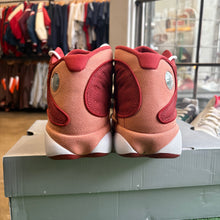 Load image into Gallery viewer, Jordan Dune Red 13s Size 9
