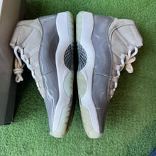 Load image into Gallery viewer, Jordan Cool Grey 11s Size 10.5
