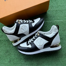 Load image into Gallery viewer, LV Run Away Sneakers Size 40
