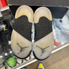 Load image into Gallery viewer, Jordan Reimagined Metallic 5s Size 8
