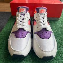 Load image into Gallery viewer, Nike Bright Mango Air Huaraches Size 12.5
