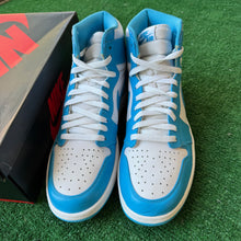 Load image into Gallery viewer, Jordan UNC 1s Size 11

