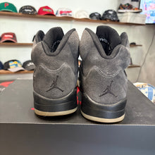 Load image into Gallery viewer, Jordan Anthracite 5s Size 10.5
