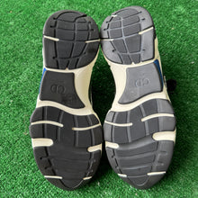 Load image into Gallery viewer, Dior B22s Size 42
