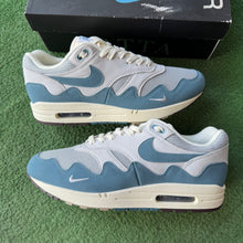 Load image into Gallery viewer, Nike Patta Waves Noise Aqua Air Max 1s Size 11.5
