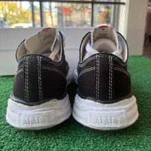 Load image into Gallery viewer, Maison Mihara Yasuhiro OG Sole Peterson Canvas Lows Size 43
