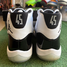 Load image into Gallery viewer, Jordan Concord 11s Size 10.5
