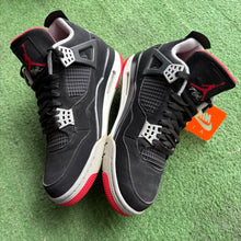 Load image into Gallery viewer, 2018 Jordan Bred 4s Size 9
