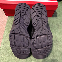 Load image into Gallery viewer, Nike Baroque Brown Air Trainer Huaraches Size 9.5
