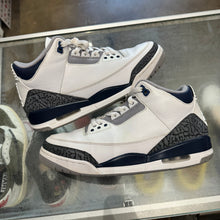 Load image into Gallery viewer, Jordan Midnight Navy 3s Size 9.5
