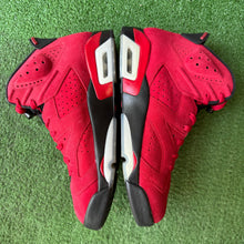 Load image into Gallery viewer, Jordan Toro Bravo 6s Size 11.5
