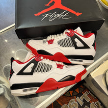Load image into Gallery viewer, Jordan Fire Red 4s Size 10
