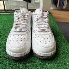 Load image into Gallery viewer, Nike Air Force 1s Size 10.5
