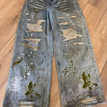 Load image into Gallery viewer, Vale Baggy Denim Size 30
