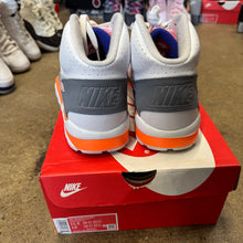 Load image into Gallery viewer, Nike Auburn Air Trainer SC Highs Size 11.5
