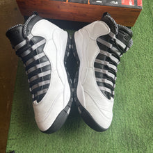 Load image into Gallery viewer, Jordan Steel 10s Size 13
