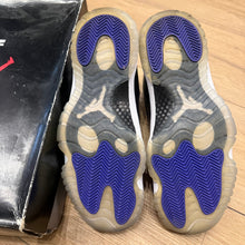 Load image into Gallery viewer, Jordan Concord 11s Size 10
