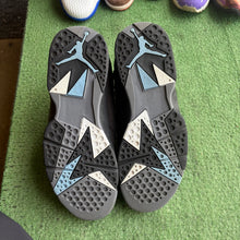 Load image into Gallery viewer, Jordan Chambray 7s Size 10
