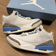 Load image into Gallery viewer, Jordan UNC 3s Size 7.5
