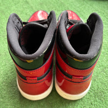 Load image into Gallery viewer, Jordan Patent Bred 1s Size 10.5
