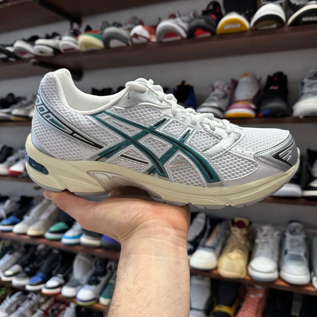 ASICS Rainy Lake Gel-1130s