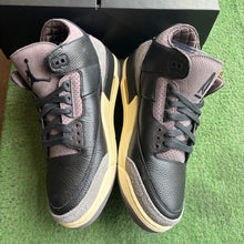 Load image into Gallery viewer, Jordan A Ma Maniere While You Were Sleeping 3s Size 12.5W/11M
