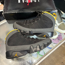 Load image into Gallery viewer, Jordan Charcoal Gold 9s Size 9

