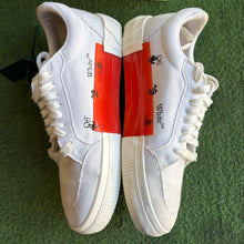 Load image into Gallery viewer, Off White Vulc Lows Size 42
