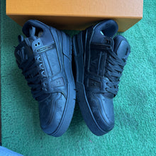 Load image into Gallery viewer, Louis Vuitton Trainers Size 9.5UK
