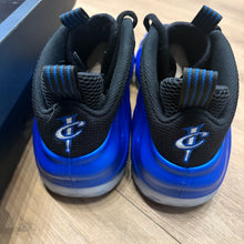 Load image into Gallery viewer, Nike International Blue Foamposites Size 13

