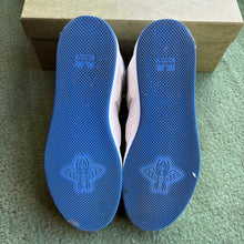 Load image into Gallery viewer, Gucci Baskets Size 9UK
