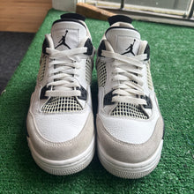 Load image into Gallery viewer, Jordan Military Black 4s Size 6.5Y
