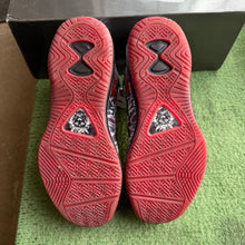 Load image into Gallery viewer, Nike LeBron Graffiti 8s Size 10
