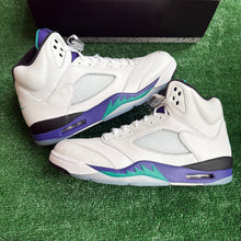 Load image into Gallery viewer, Jordan Grape 5s Size 11.5
