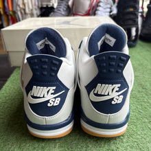 Load image into Gallery viewer, Jordan SB Midnight Navy 4s Size 8.5
