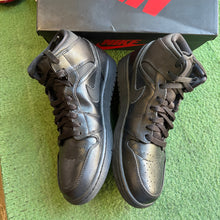 Load image into Gallery viewer, Jordan Black Mid 1s Size 9
