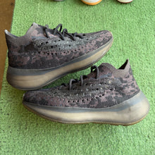 Load image into Gallery viewer, Adidas Yeezy Onyx 380s Size 7

