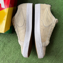 Load image into Gallery viewer, Nike SB Medicom Toy Low Blazers Size 8
