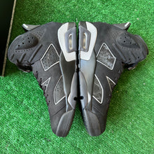 Load image into Gallery viewer, Jordan Cap And Gown 6s Size 9
