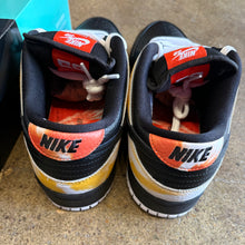 Load image into Gallery viewer, Nike SB Tie Dye Ray Gun Low Dunks Size 8
